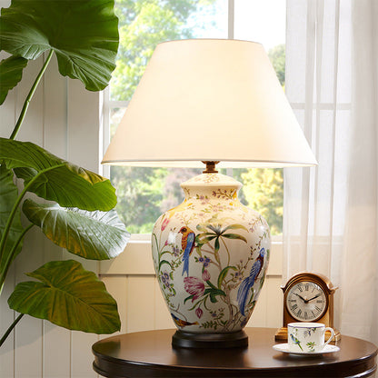 Traditional Bird Table Lamp