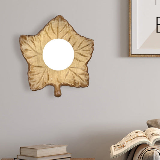 Creative Maple Leaf Round Resin 1-Light Wall Sconce Lamp