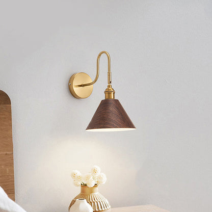 Traditional Rotatable Cone Iron 1-Light Wall Sconce Lamp
