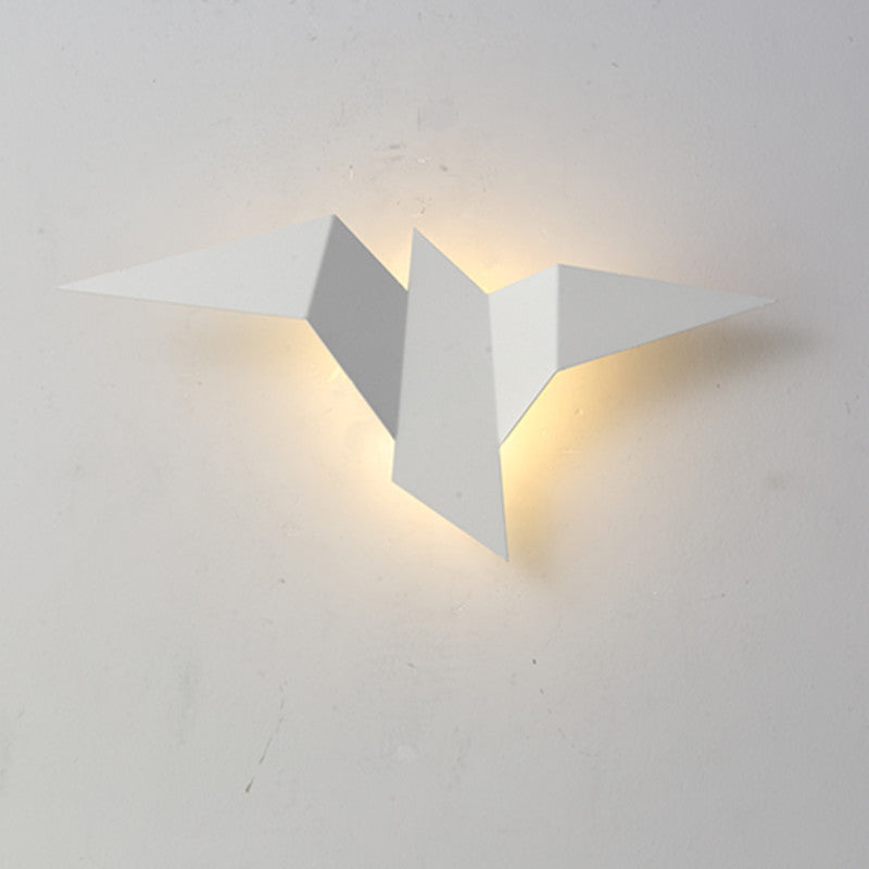 Creative Flying Bird Shape Iron LED Wall Sconce Lamp