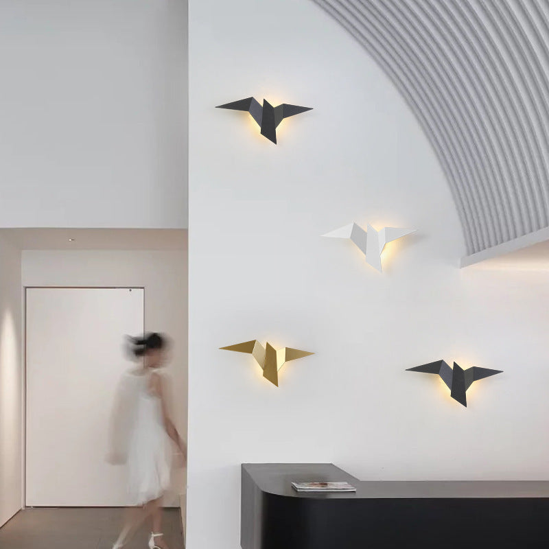 Creative Flying Bird Shape Iron LED Wall Sconce Lamp