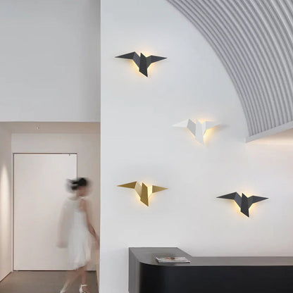 Creative Flying Bird Shape Iron LED Wall Sconce Lamp