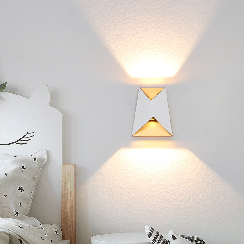 Minimalist Trapezoid Aluminum Glass LED Wall Sconce Lamp