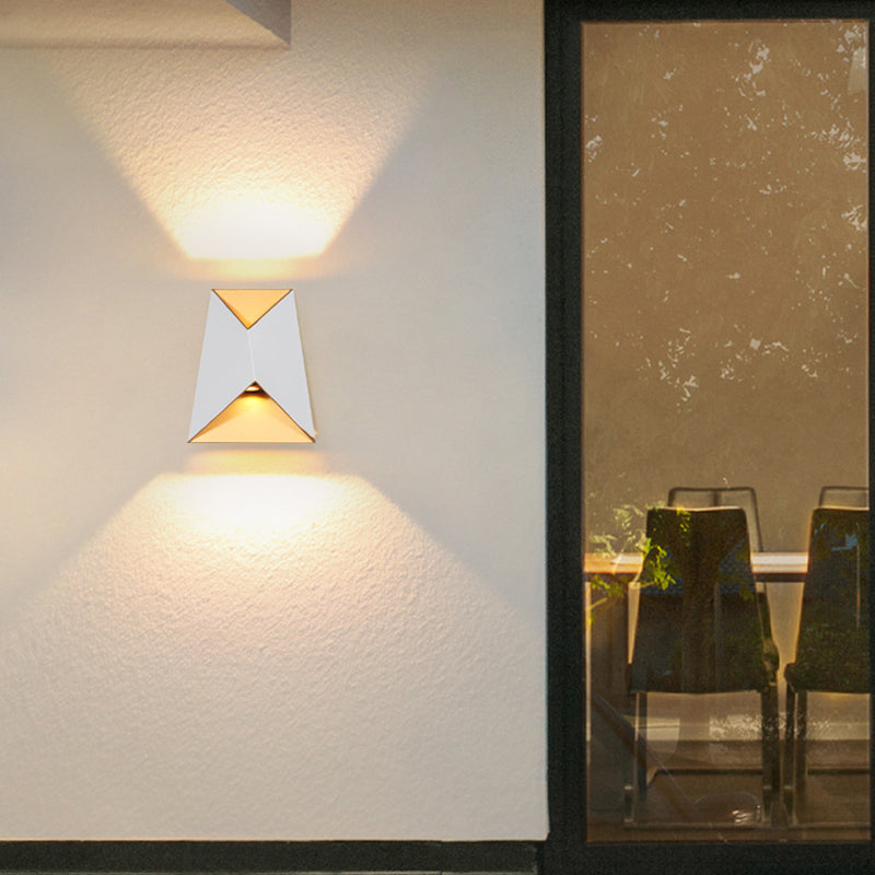 Minimalist Trapezoid Aluminum Glass LED Wall Sconce Lamp