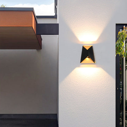 Minimalist Trapezoid Aluminum Glass LED Wall Sconce Lamp