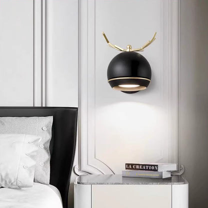 Creative Antlers Globe Iron 1-Light Wall Sconce Lamp