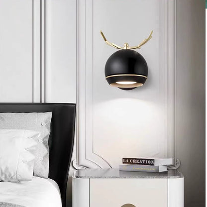 Creative Antlers Globe Iron 1-Light Wall Sconce Lamp