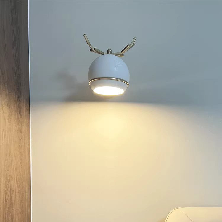 Creative Antlers Globe Iron 1-Light Wall Sconce Lamp
