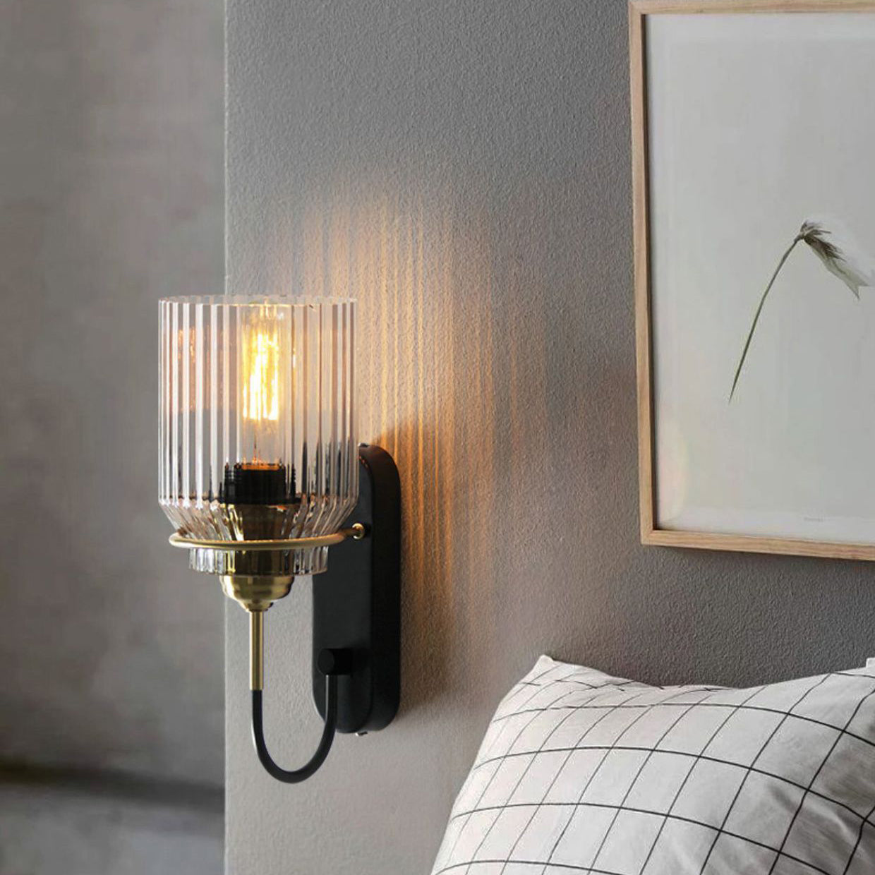 Modern Luxury Cylinder Iron Glass 1-Light Wall Sconce Lamp