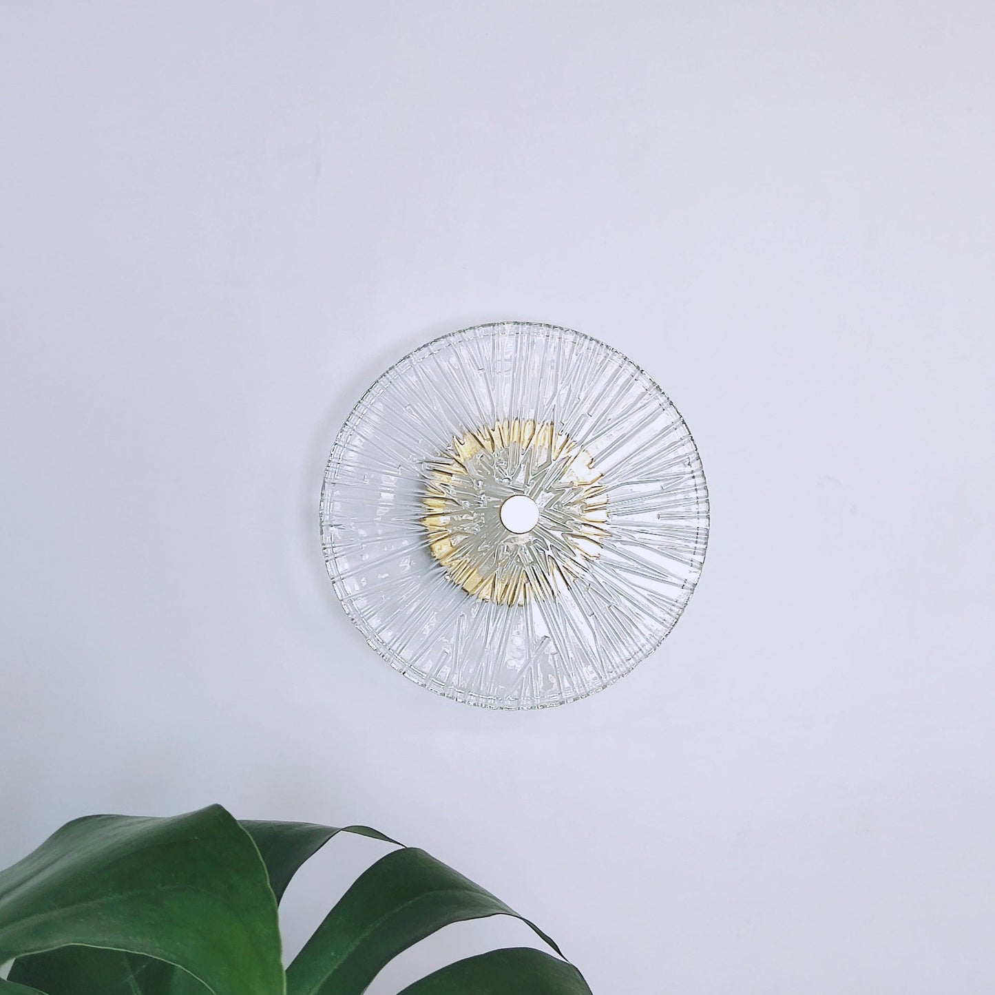 Modern Luxury Round Metal Glass LED Wall Sconce Lamp