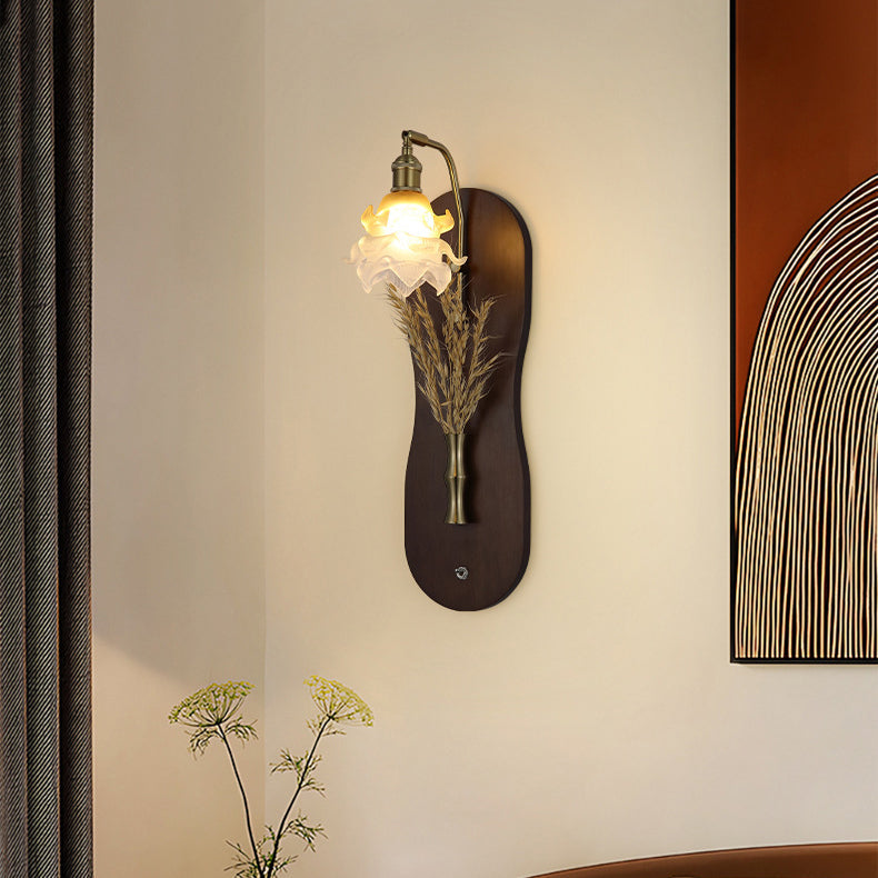 Mid-Century Wall Sconce Lamp With Rubberwood Base 1-Light