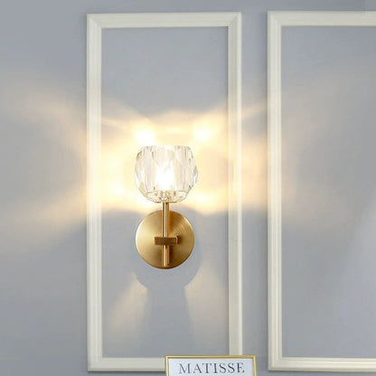 Scandinavian Wall Sconce Lamp With Iron Base 1-Light