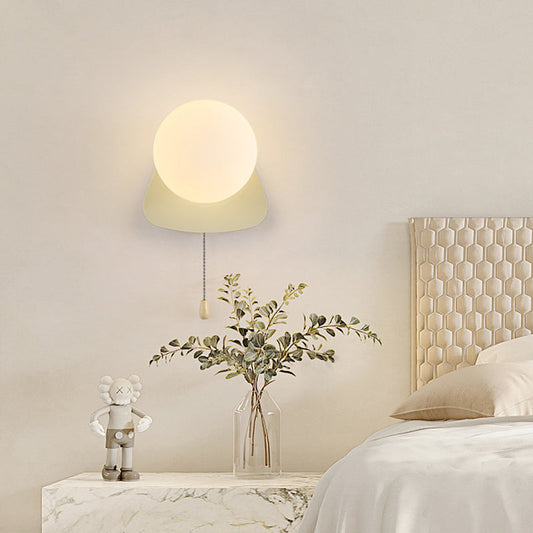 Simplicity Iron Glass 1-Light Zipper Wall Sconce Lamp