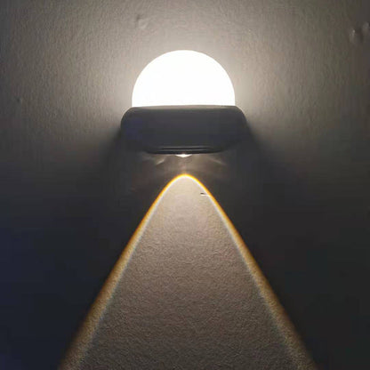 Waterproof Aluminum Plastic LED Outdoor Wall Sconce Lamp