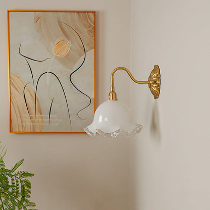 Traditional Flower Brass Glass 1-Light Wall Sconce Lamp