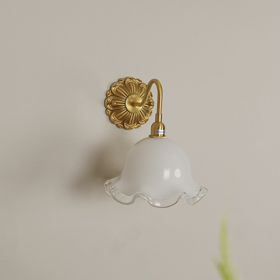 Traditional Flower Brass Glass 1-Light Wall Sconce Lamp