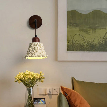 Carved Shape Resin Solid Wood 1-Light Wall Sconce Lamp
