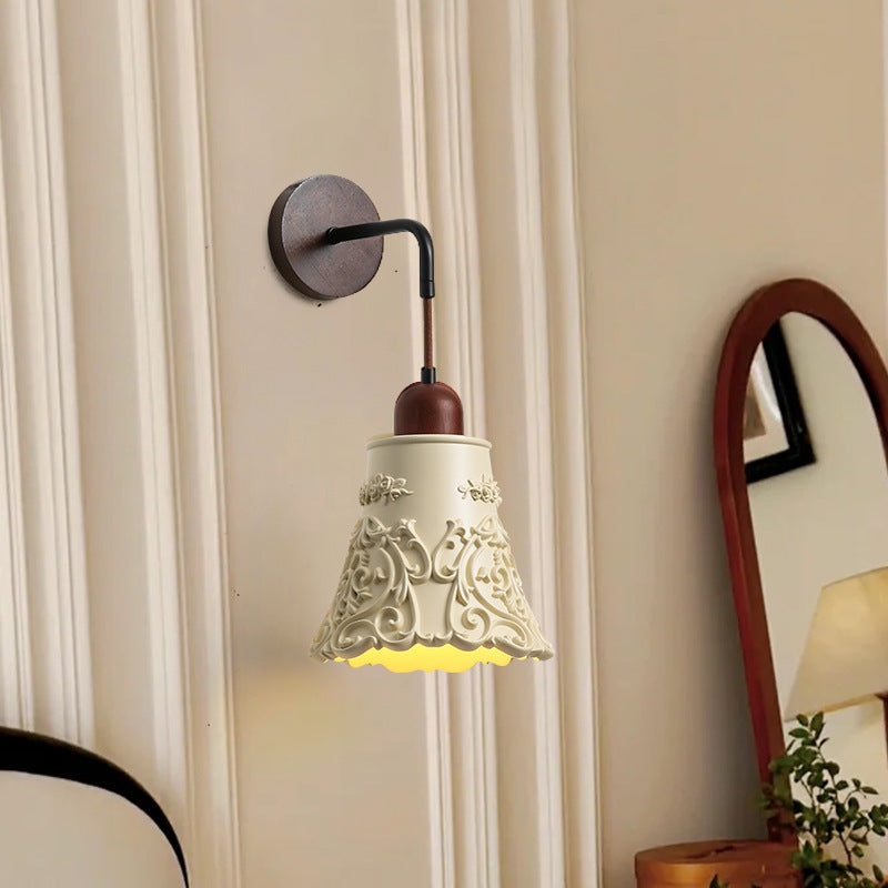 Carved Shape Resin Solid Wood 1-Light Wall Sconce Lamp