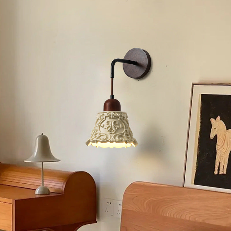 Carved Shape Resin Solid Wood 1-Light Wall Sconce Lamp