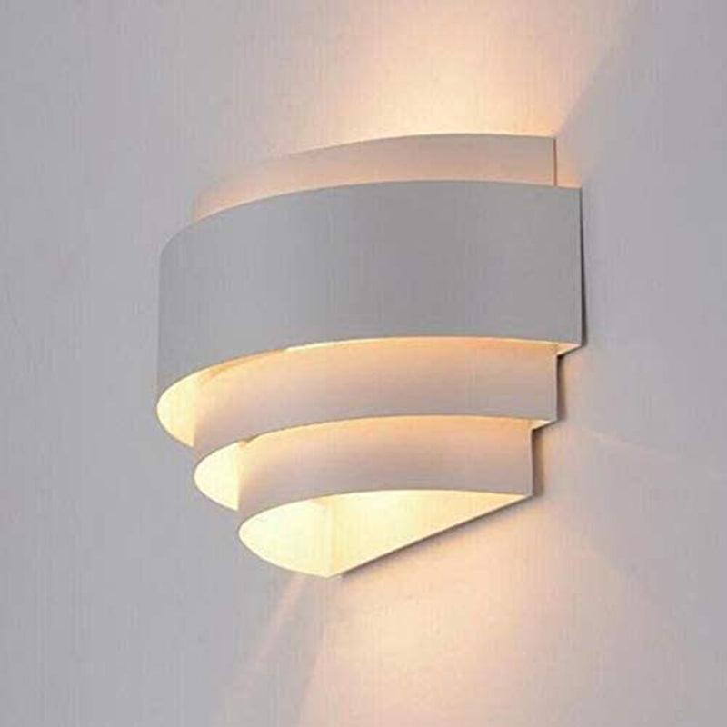 Modern Minimalist Iron Semicircle 1-Light Wall Sconce Lamp
