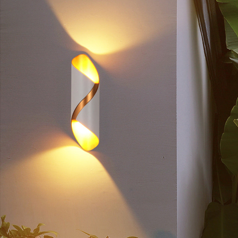 Modern Minimalist Curved PC Aluminum LED Wall Sconce Lamp