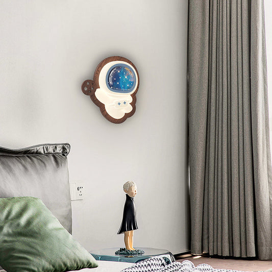 Art Deco Spaceman PE Rubberwood LED Kids Wall Sconce Lamp