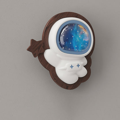 Art Deco Spaceman PE Rubberwood LED Kids Wall Sconce Lamp