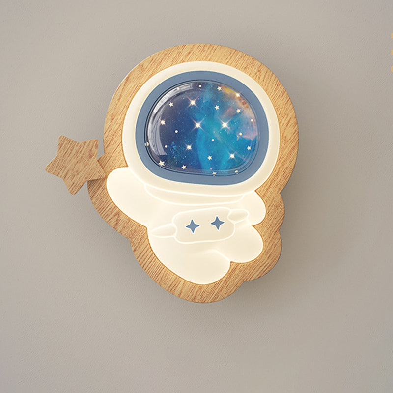 Art Deco Spaceman PE Rubberwood LED Kids Wall Sconce Lamp