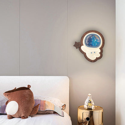 Art Deco Spaceman PE Rubberwood LED Kids Wall Sconce Lamp