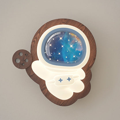 Art Deco Spaceman PE Rubberwood LED Kids Wall Sconce Lamp