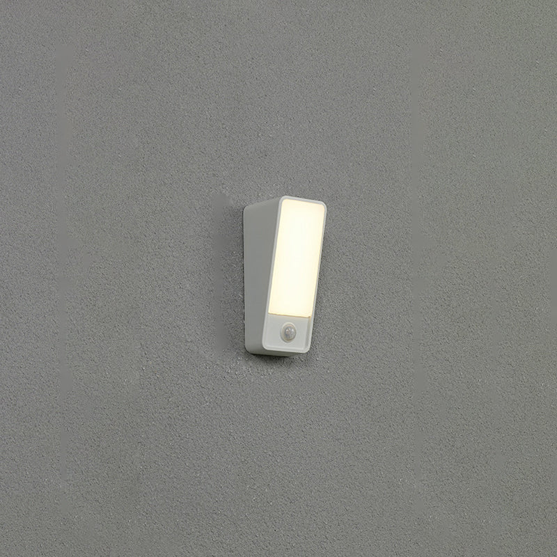 Minimalist Tilted Rectangle Aluminum LED Wall Sconce Lamp