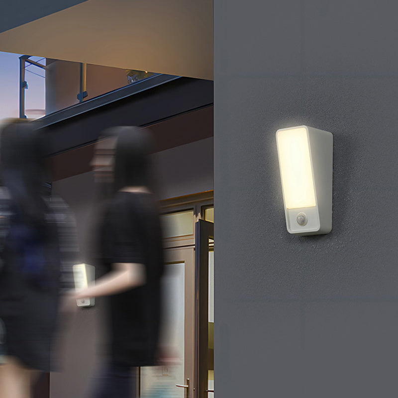 Minimalist Tilted Rectangle Aluminum LED Wall Sconce Lamp