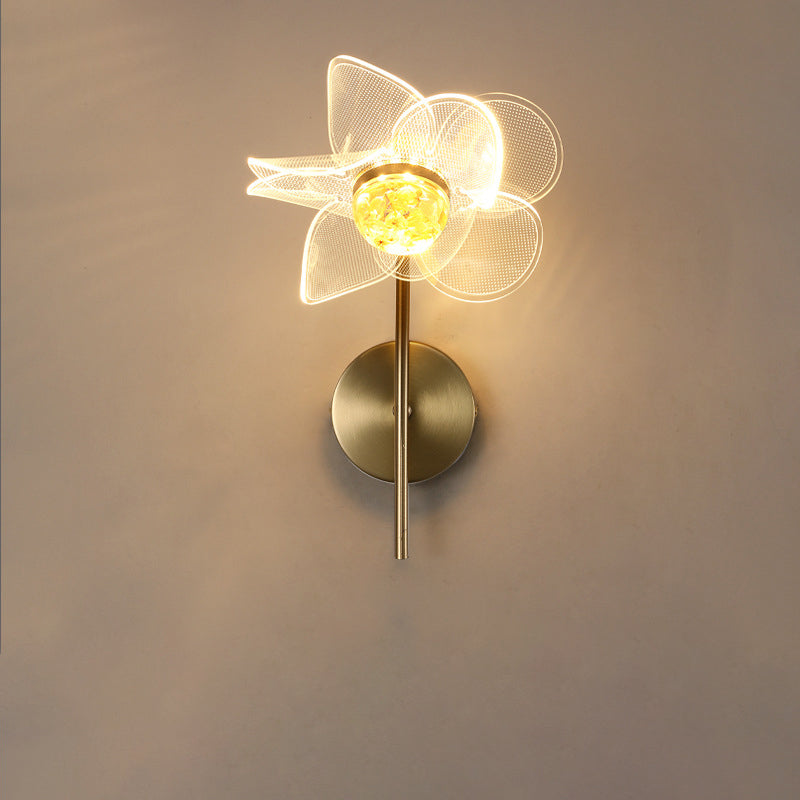 Art Deco Flower Curved Acrylic Iron LED Wall Sconce Lamp