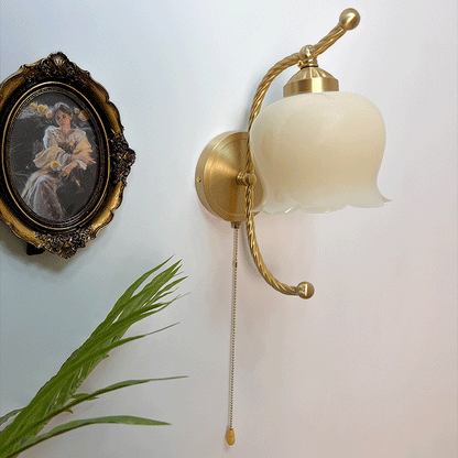 French Pod Curve Glass Copper 1-Light Wall Sconce Lamp