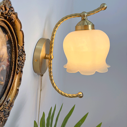 French Pod Curve Glass Copper 1-Light Wall Sconce Lamp