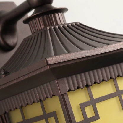 House Square Glass Aluminum 1-Light Wall Sconce Lamp