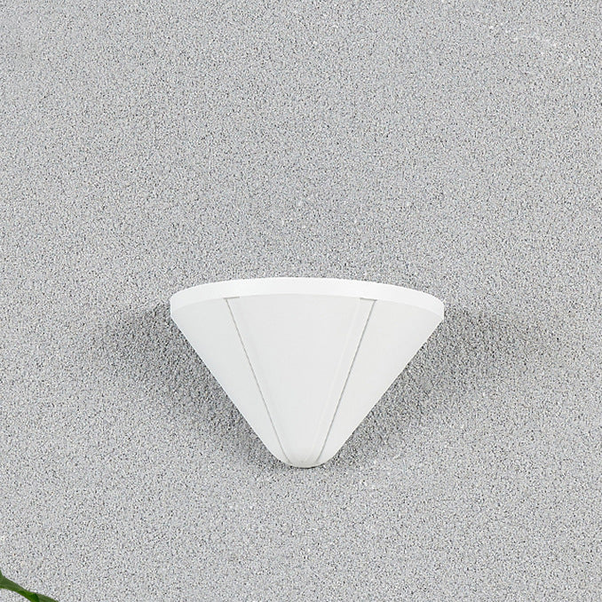 Triangle Waterproof Lens Aluminum LED Wall Sconce Lamp