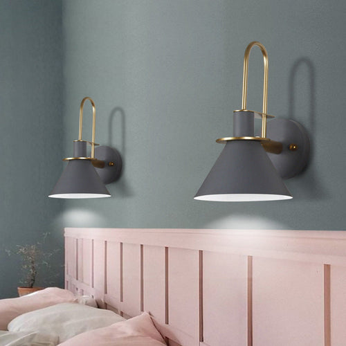 Scandinavian Curved Round Iron 1-Light Wall Sconce Lamp