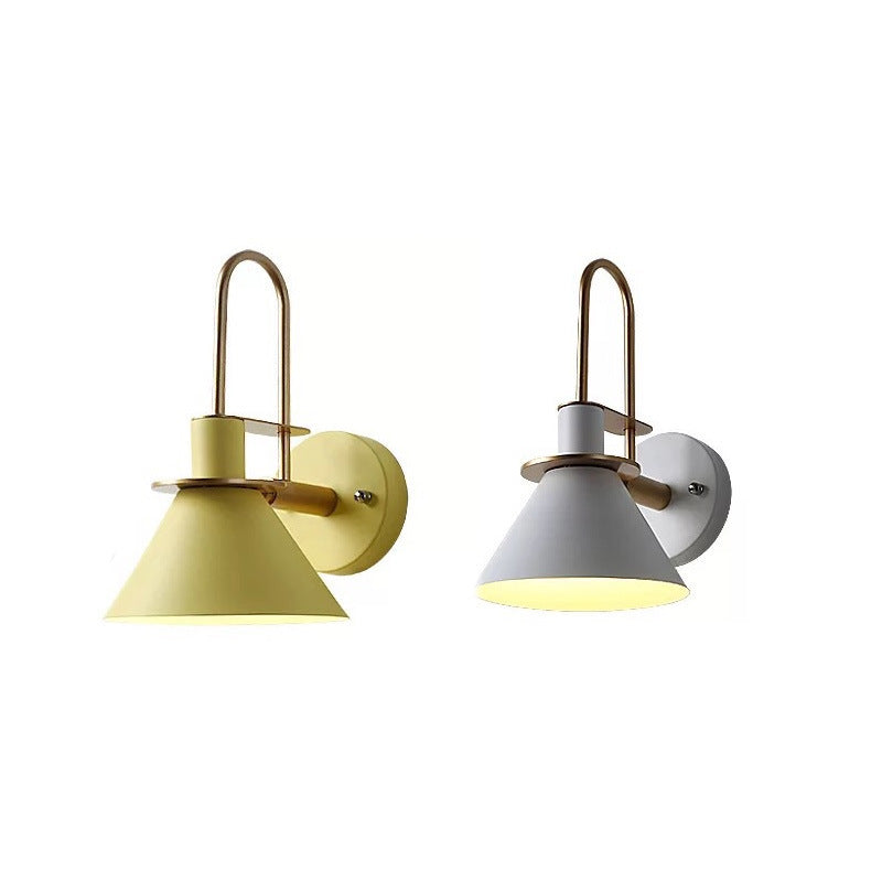 Scandinavian Curved Round Iron 1-Light Wall Sconce Lamp