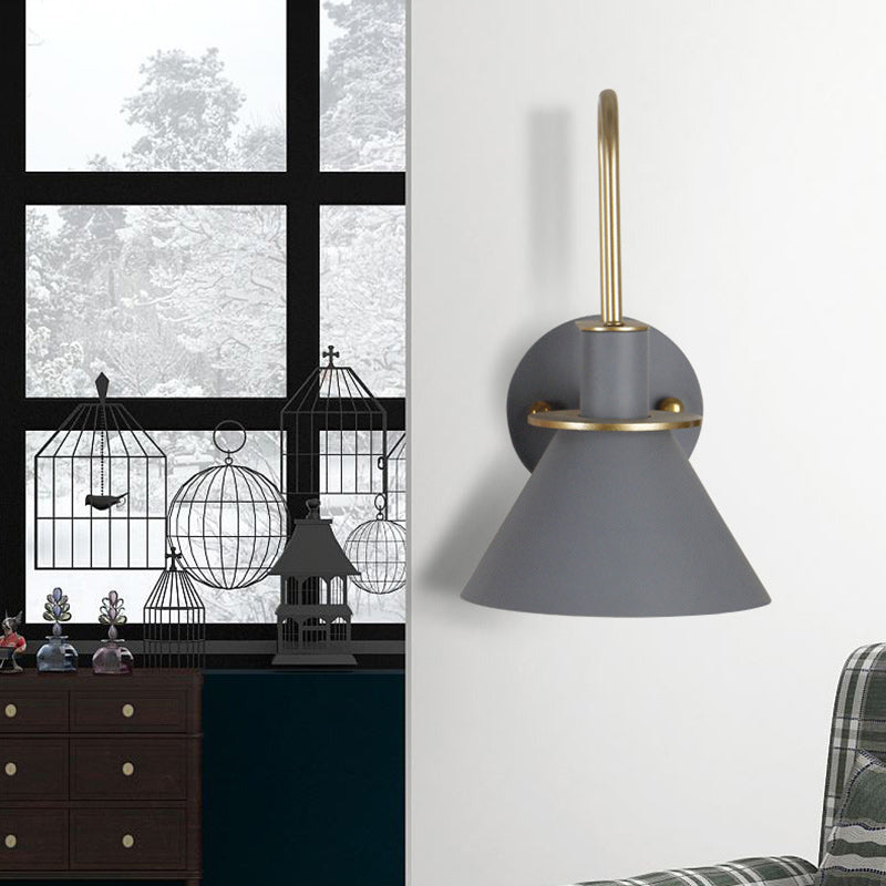 Scandinavian Curved Round Iron 1-Light Wall Sconce Lamp