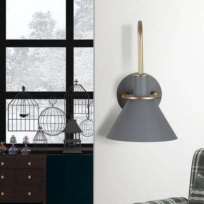 Scandinavian Curved Round Iron 1-Light Wall Sconce Lamp