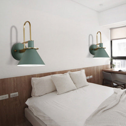 Scandinavian Curved Round Iron 1-Light Wall Sconce Lamp