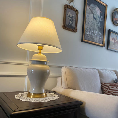 Traditional Vase Table Lamp