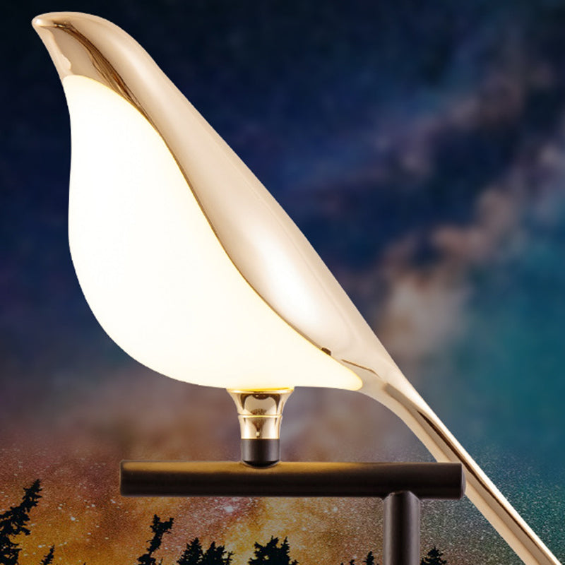 Zinc Alloy Acrylic Bird Adjustable LED Wall Sconce Lamp