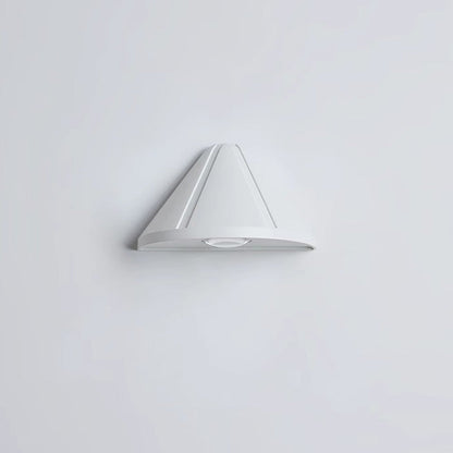 Simplicity Aluminum Triangle LED Wall Sconce Lamp