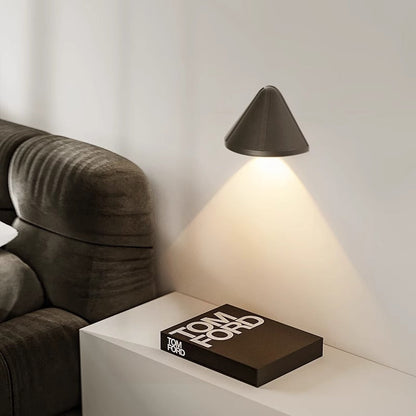 Simplicity Aluminum Triangle LED Wall Sconce Lamp