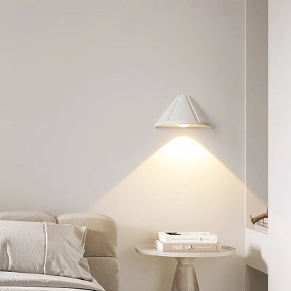 Simplicity Aluminum Triangle LED Wall Sconce Lamp