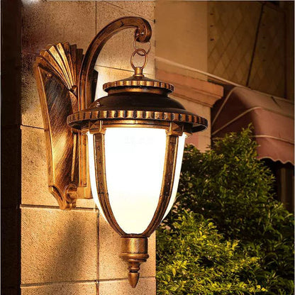 Waterproof Glass Carriage Lantern 1-Light Wall Sconce Lamp