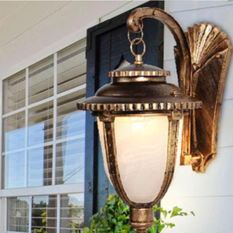 Waterproof Glass Carriage Lantern 1-Light Wall Sconce Lamp