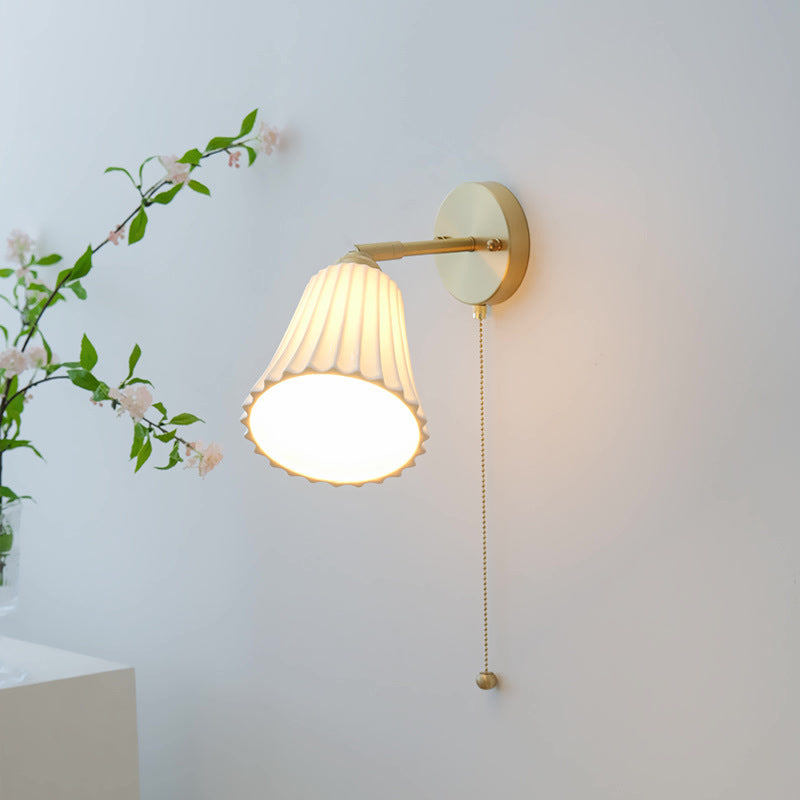 French Horn Zipper Switch 1-Light Wall Sconce Lamp